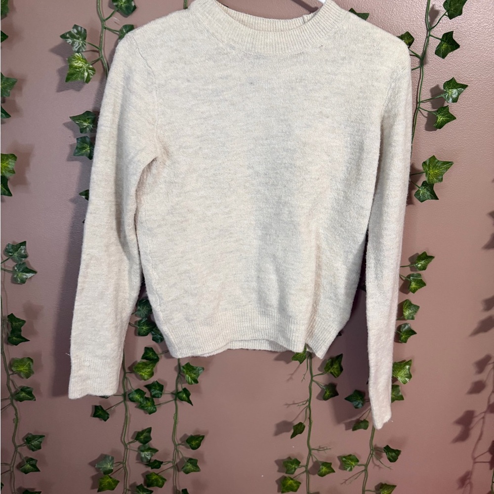 H&M Cream Sweatshirt